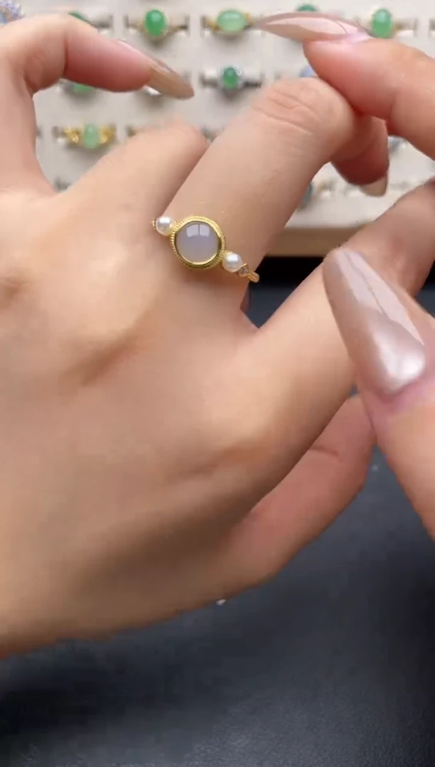 银S925镶嵌戒指翡翠一物一证一礼盒