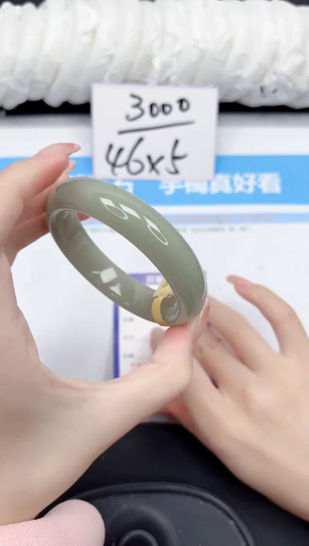 未镶嵌手镯石英质玉47-60