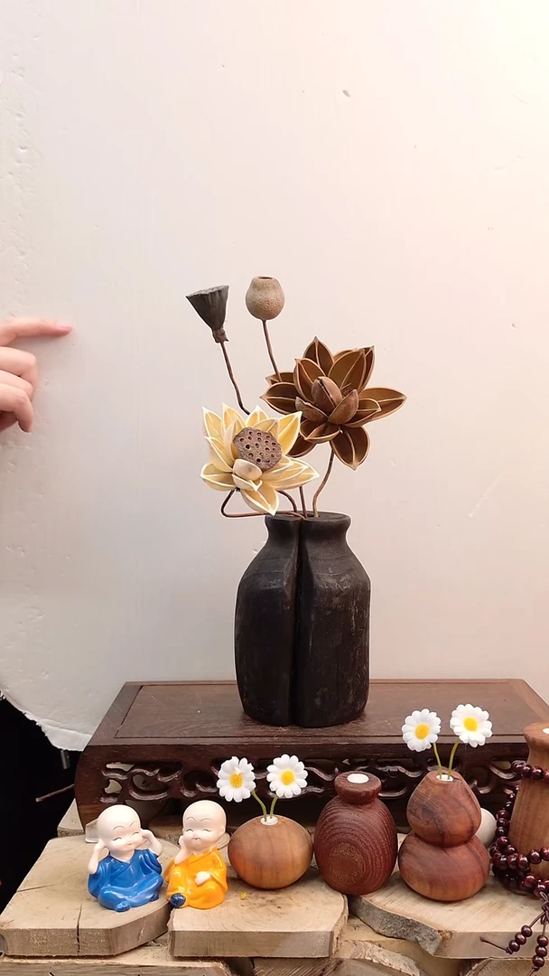 木实木花瓶直播间