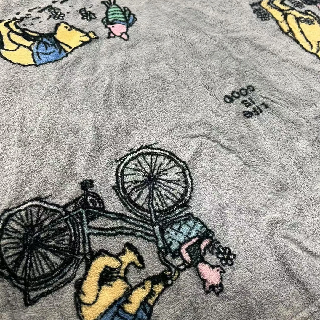 MT-202495灰色单层小熊盖毯230*200