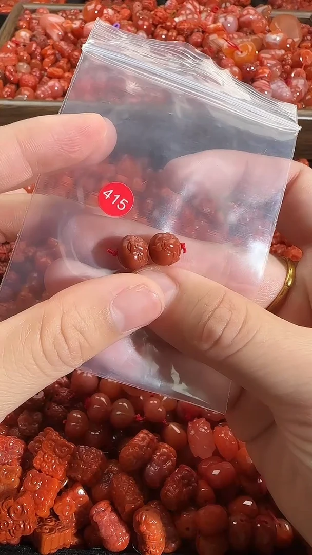 颈饰未镶嵌南红玛瑙11