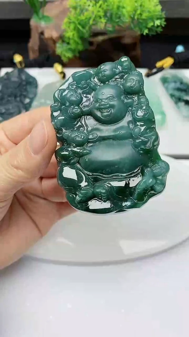 【闪购商品】翡翠颈饰未镶嵌