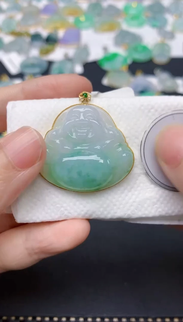 翡翠18K金镶嵌颈饰天然缅甸A货翡翠