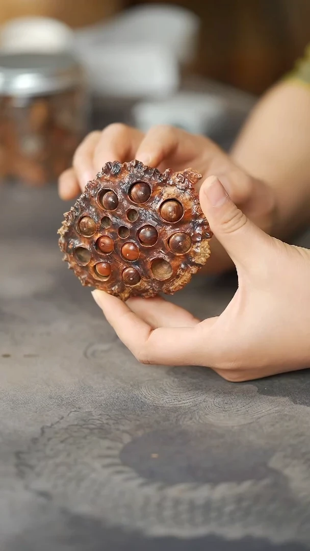 柏木（崖柏）淳化黑油莲蓬把玩576