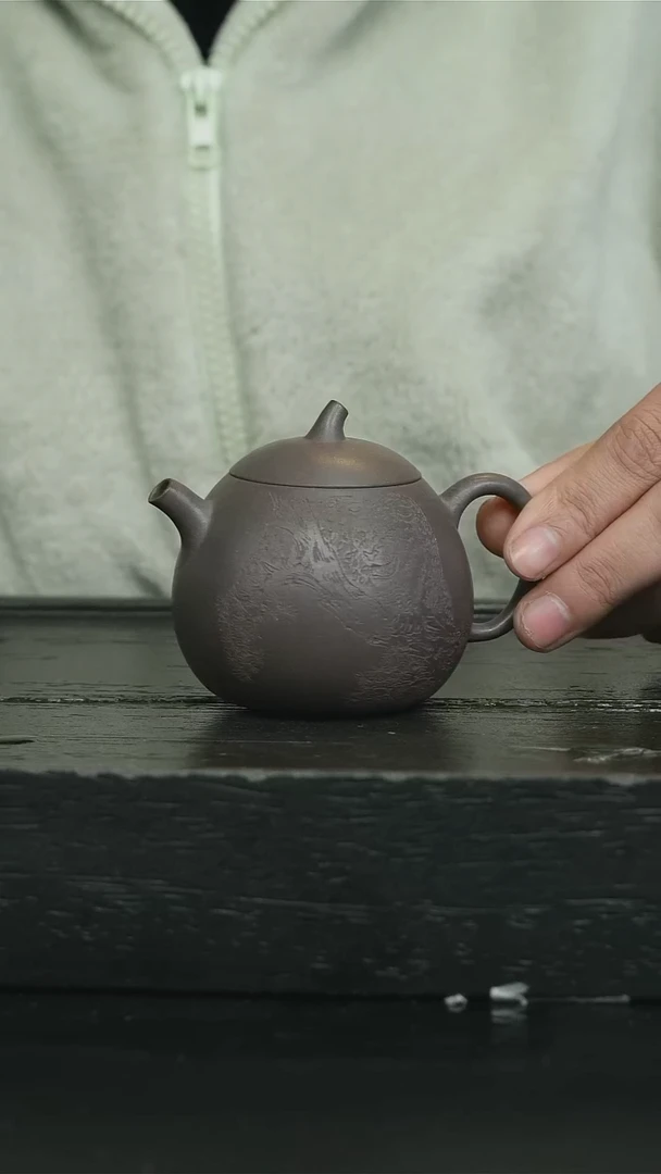 【闪购商品】紫砂茶壶天青刻绘茄瓜