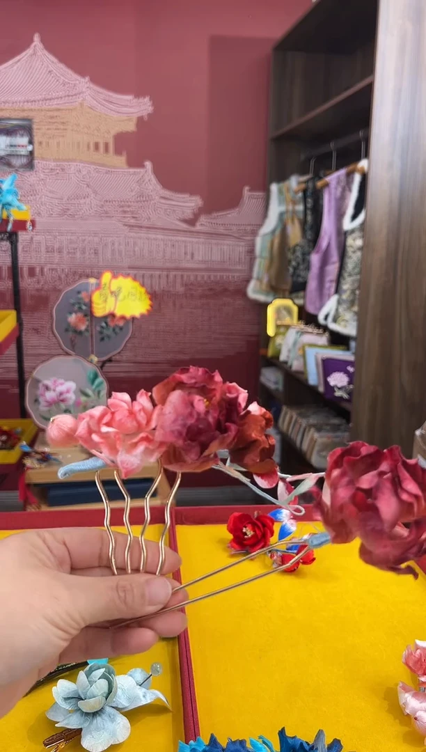 【闪购商品】刺绣非遗绒花（发饰）