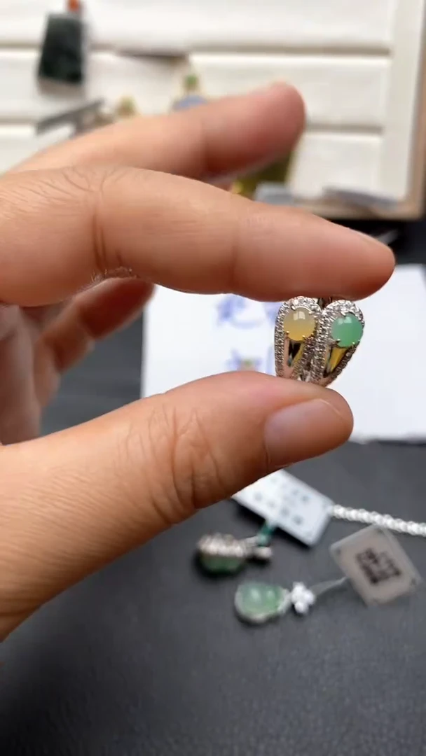 银S925镶嵌戒指翡翠1