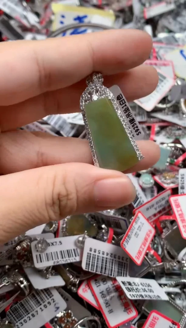 银S925镶嵌戒指翡翠天然A货缅甸翡翠