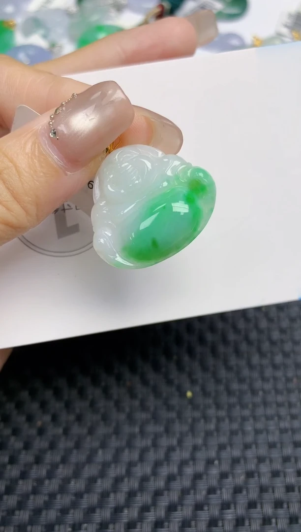 颈饰18K金镶嵌翡翠天然缅甸A货翡翠百元以上9元证书费自理