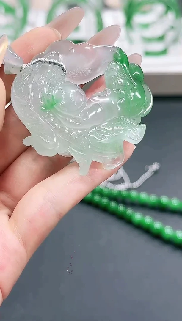 未镶嵌1石英质玉（非洲翠）/5445