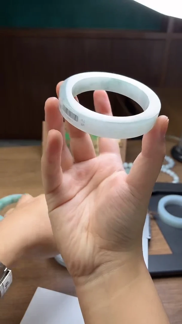 未镶嵌手镯定制翡翠水**子定制