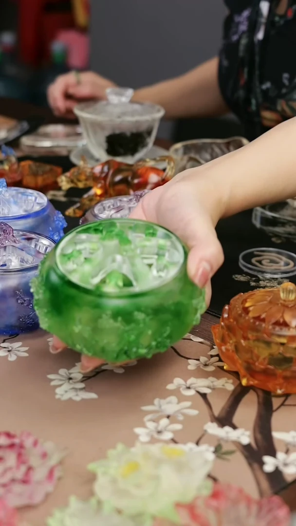 琉璃手工艺品蝴**飞绿色梅花香炉