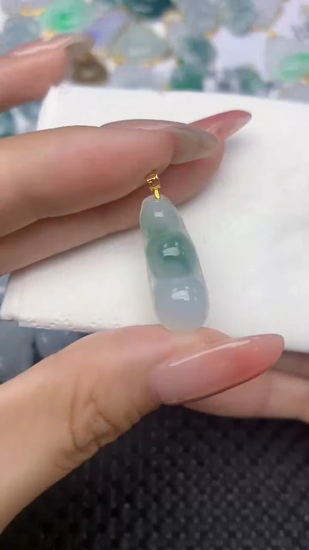 翡翠未镶嵌颈饰天然翡翠a货