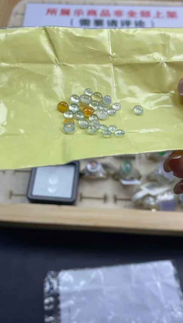 翡翠裸石天然翡翠裸石蛋面46