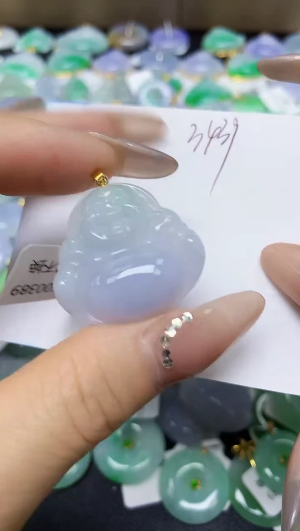 翡翠18K金镶嵌颈饰 天然缅甸翡翠A货