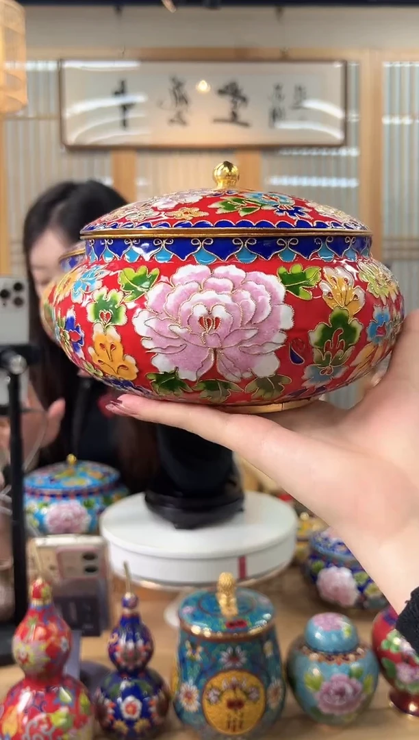 【闪购商品】景泰蓝花丝喜子罐XZG001红色