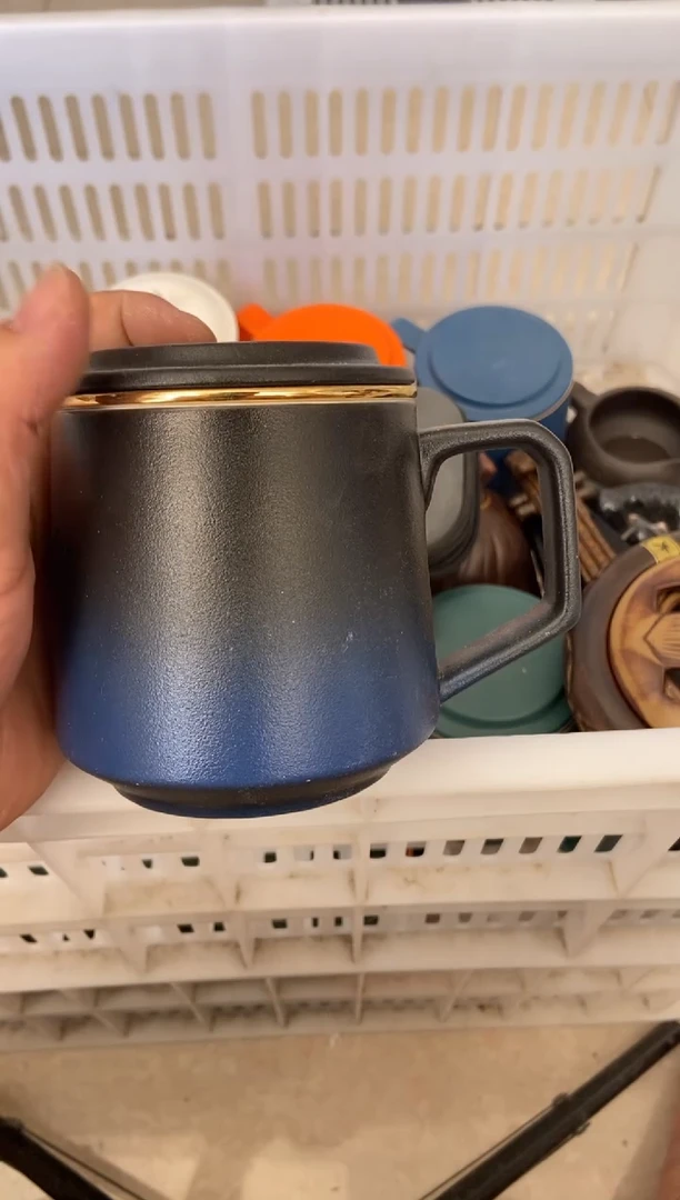 杯无运费险有瑕疵的摄影的产品有使用过的痕迹有点脏介意勿拍
