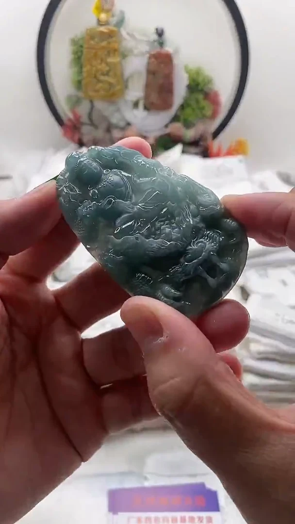 颈饰未镶嵌翡翠大势至