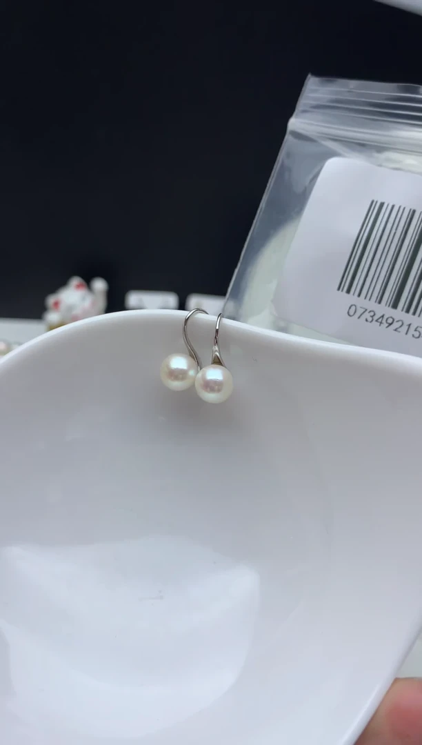 银S925镶嵌FF海水珍珠akoya白珠耳饰