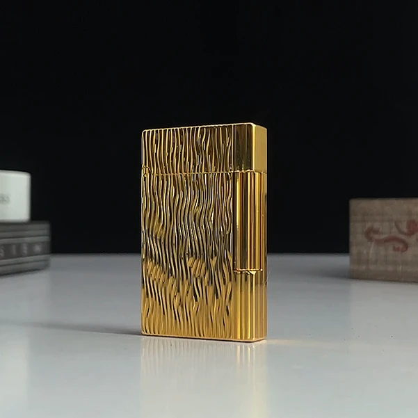 Karbotal卡博特 金色流光树皮纹 朗声打火机