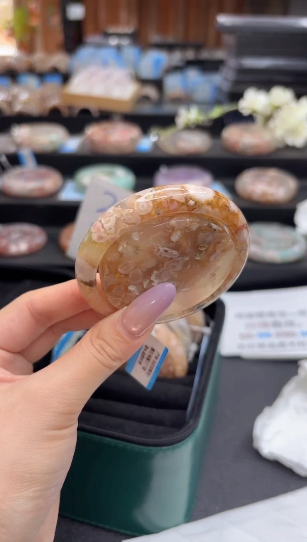 未镶嵌手镯石英质玉A80(55圈赠送镯心)