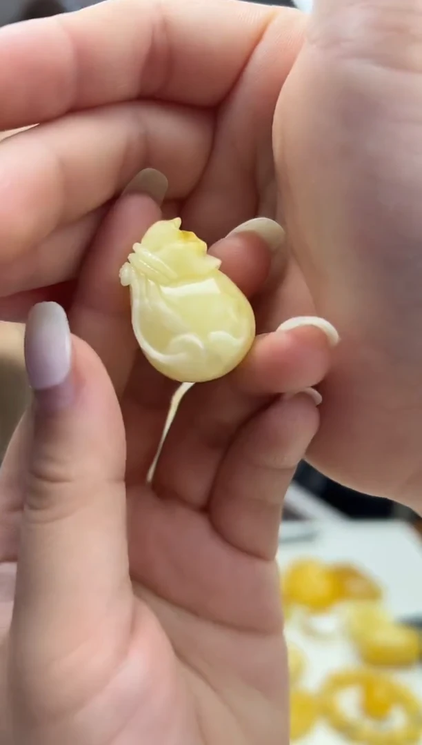 裸石蜜蜡未镶嵌天然琥珀蜜蜡