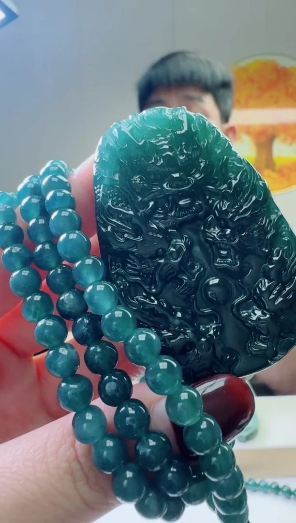 颈饰未镶嵌翡翠天然A货翡翠  多样性随机发其一