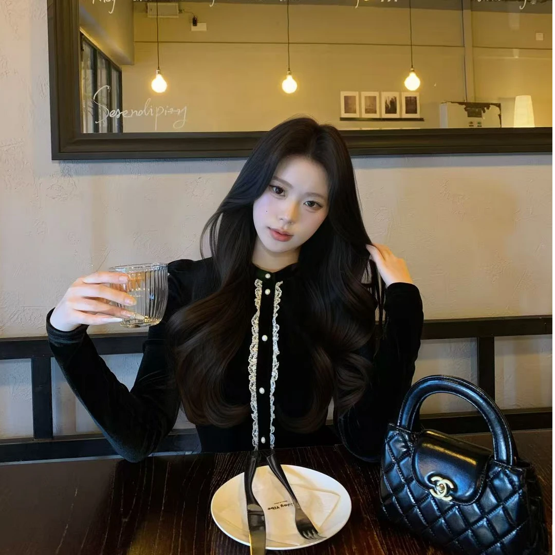 两只水仙 黑天鹅系列  镂空挂脖蝴蝶结针织衫柔软亲肤收腰打底衫