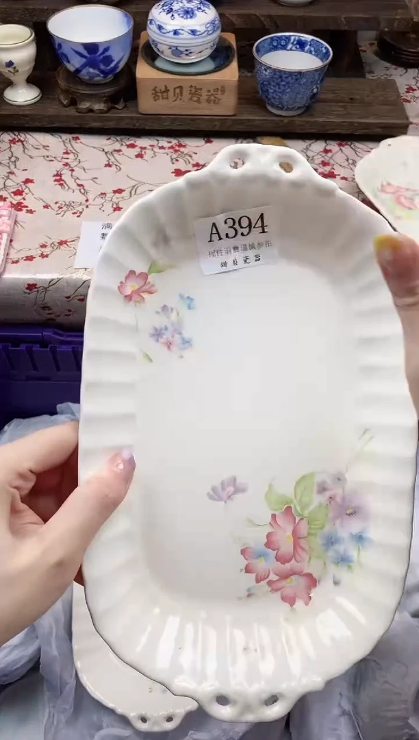 瓷片嗯**的     A394