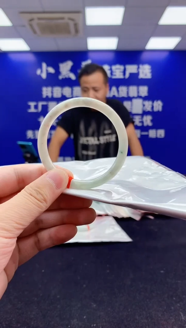 未镶嵌手镯翡翠AAAAAAAAAAAA