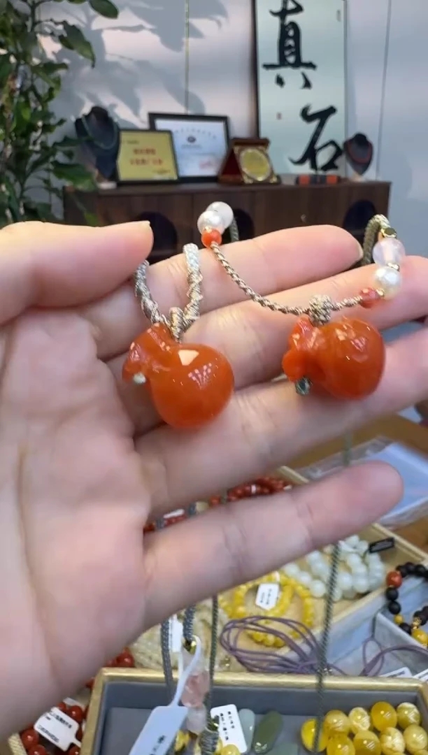 南红玛瑙未镶嵌吊坠(不含链)钱袋袋