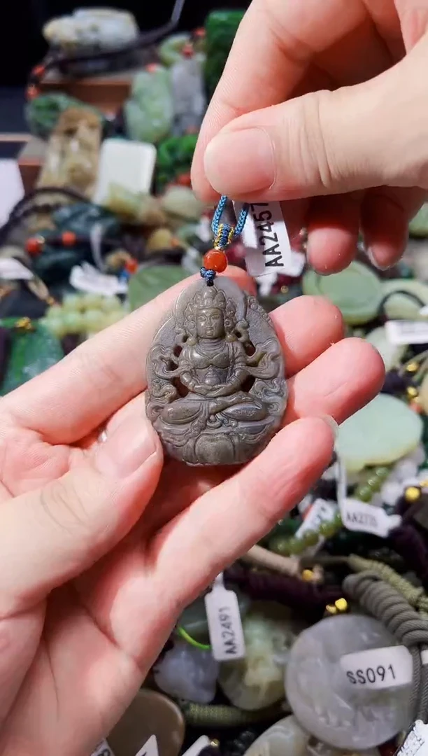 和田玉未镶嵌颈饰拍一发一