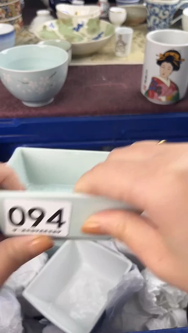 溪**主094