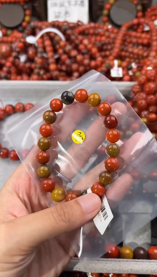 南红玛瑙手串未镶嵌1