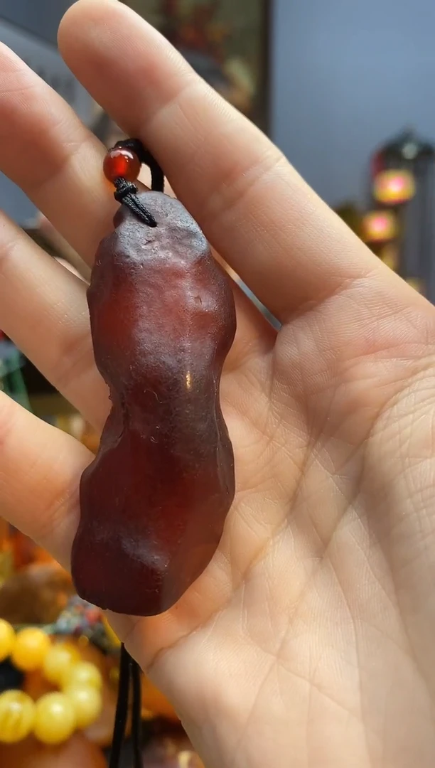 琥珀颈饰未镶嵌吊坠