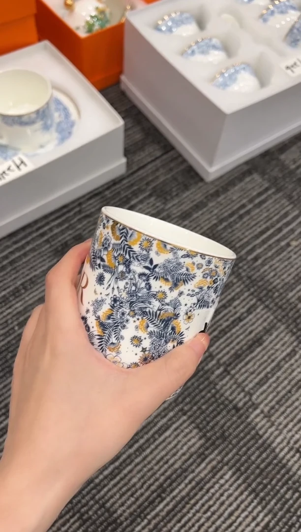 【闪购商品】杯000------------