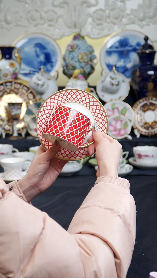 骨瓷婷婷中古器物如图所示77