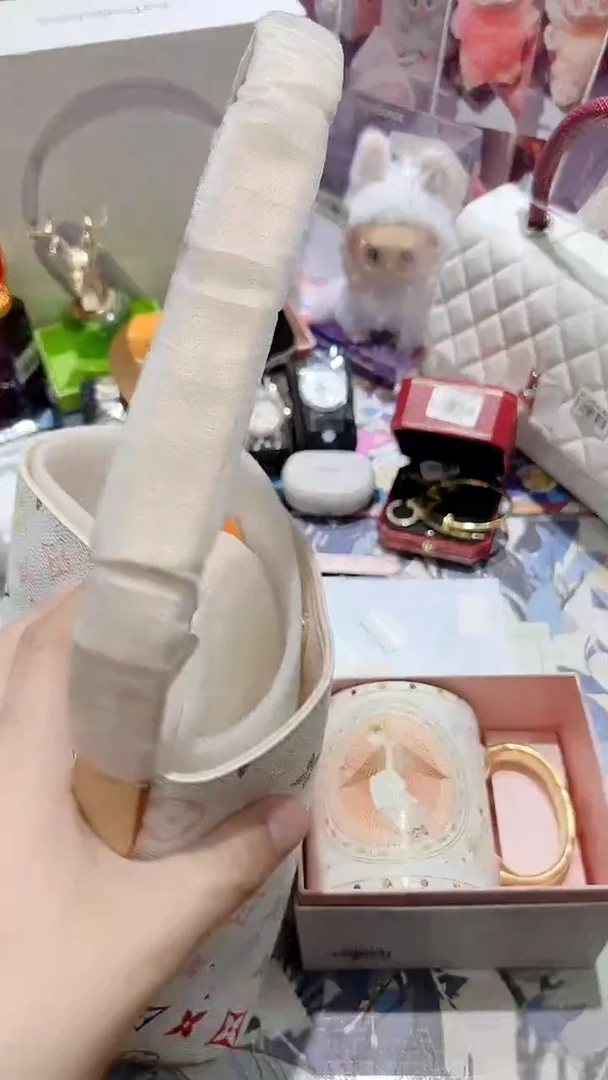 瓷片生活的本意就是开心@@1