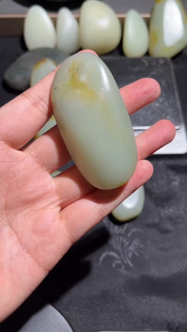 未镶嵌和田玉珠宝奇石18和田玉