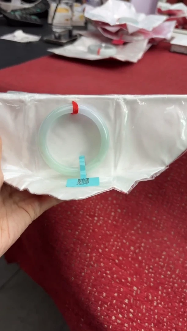 未镶嵌手镯翡翠翡翠手镯