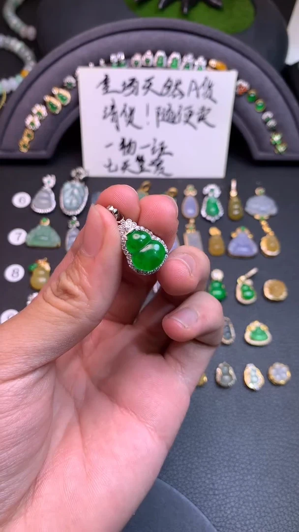 颈饰银S925镶嵌翡翠1