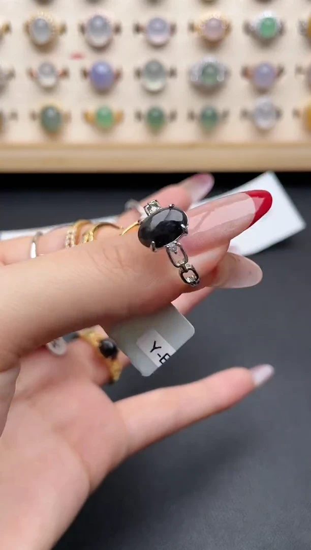 【闪购商品】翡翠戒指银S925镶嵌一物一证一礼盒