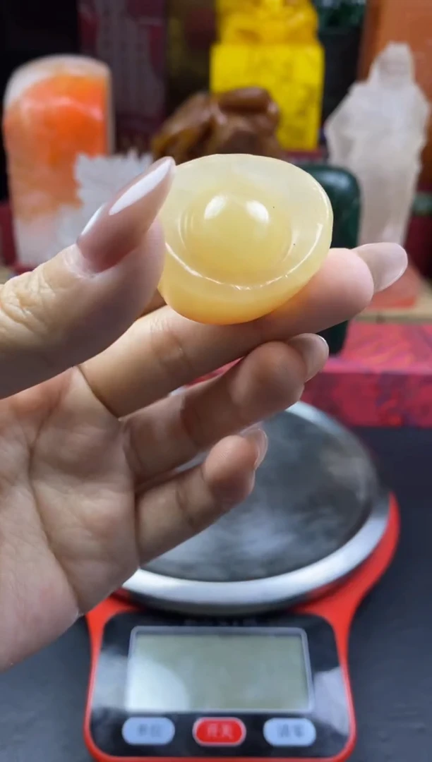 寿山石印石高山晶元宝（长乐）