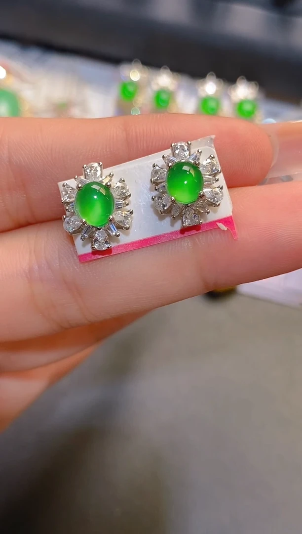 银S925镶嵌翡翠耳饰天然