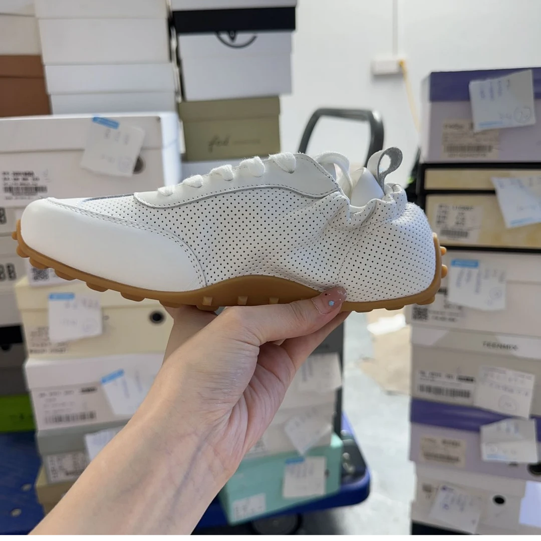 070宝妈高端四季款舒适运动鞋白色（温州宝妈鞋）