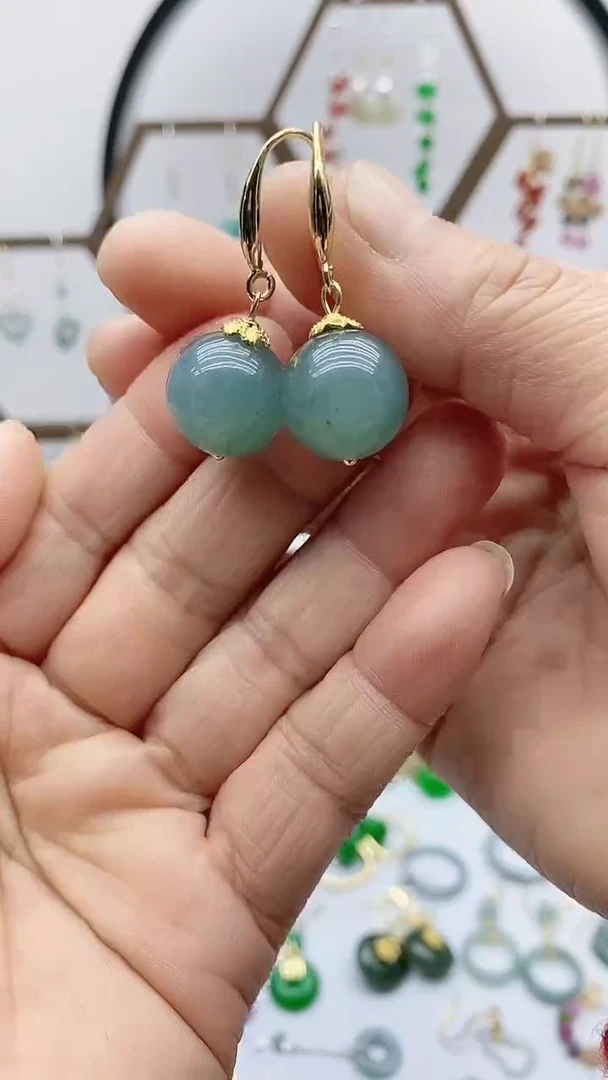 未镶嵌石英质玉（天山翠）耳饰59