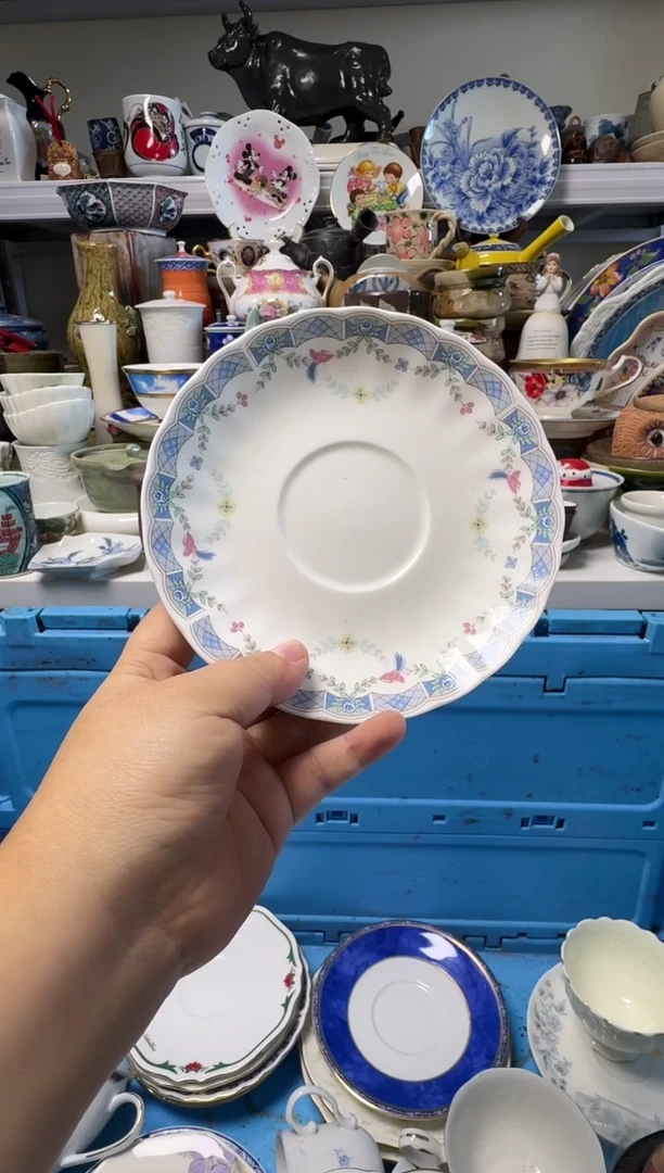 中古瓷器，默认微瑕?*金-金金