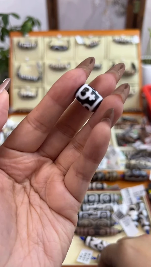 【闪购商品】玛瑙/玉髓吊坠(不含链)未镶嵌7.微瑕