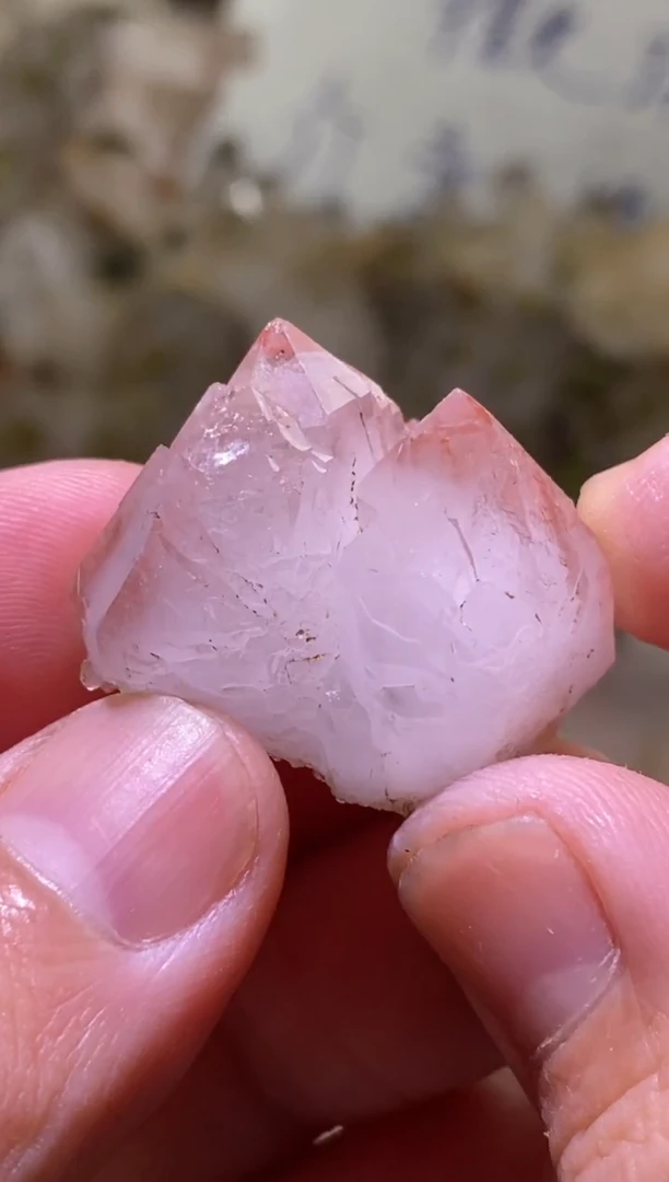 未镶嵌珠宝半成品水晶52号粉色城堡四川超七花园水晶