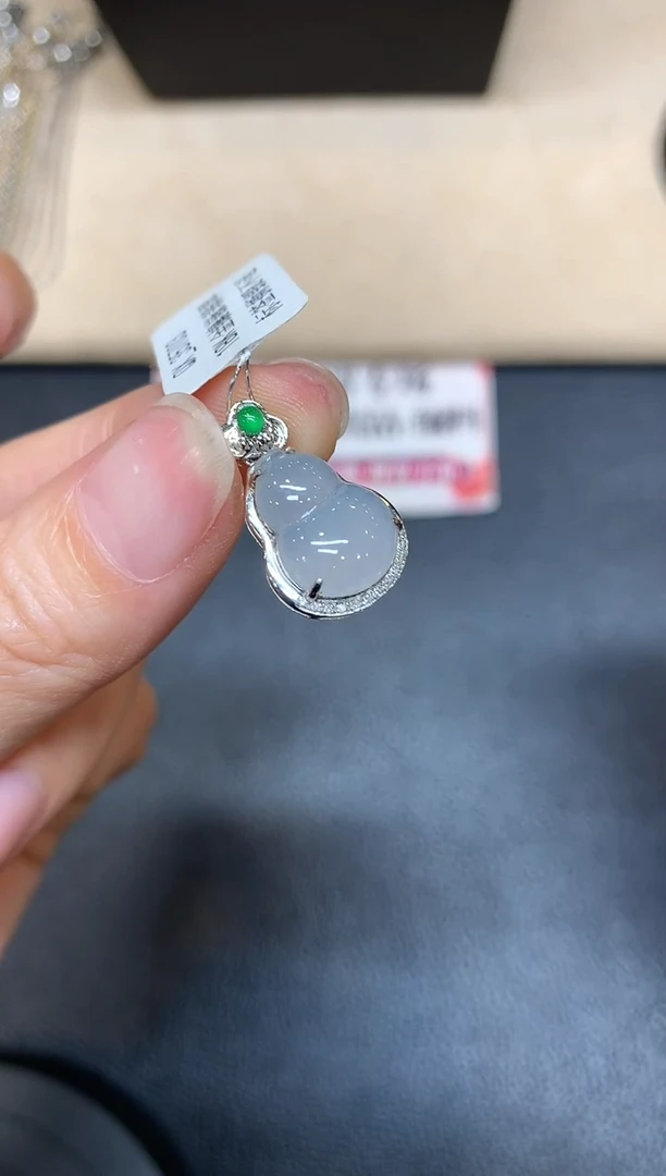 【闪购商品】翡翠颈饰18K金镶嵌【无鉴赏期多样性发其一